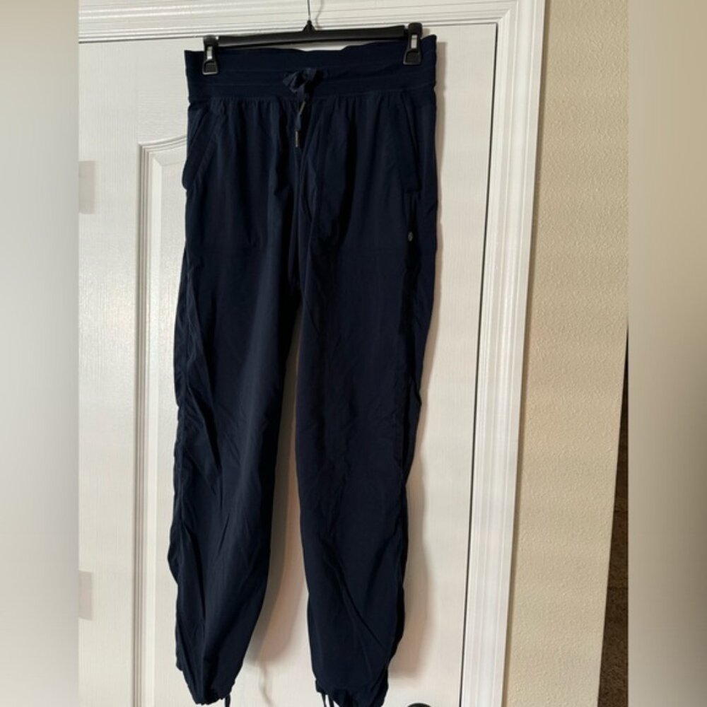 Lululemon mid-rise dance studio pant